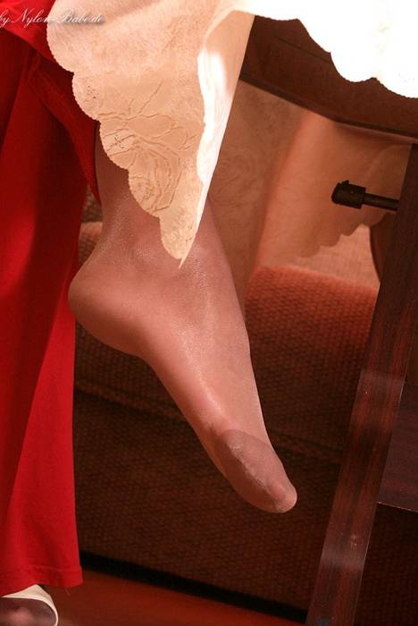 [Pantyhose-X无内裤袜户外写真]ID0628 nylon-babe-022